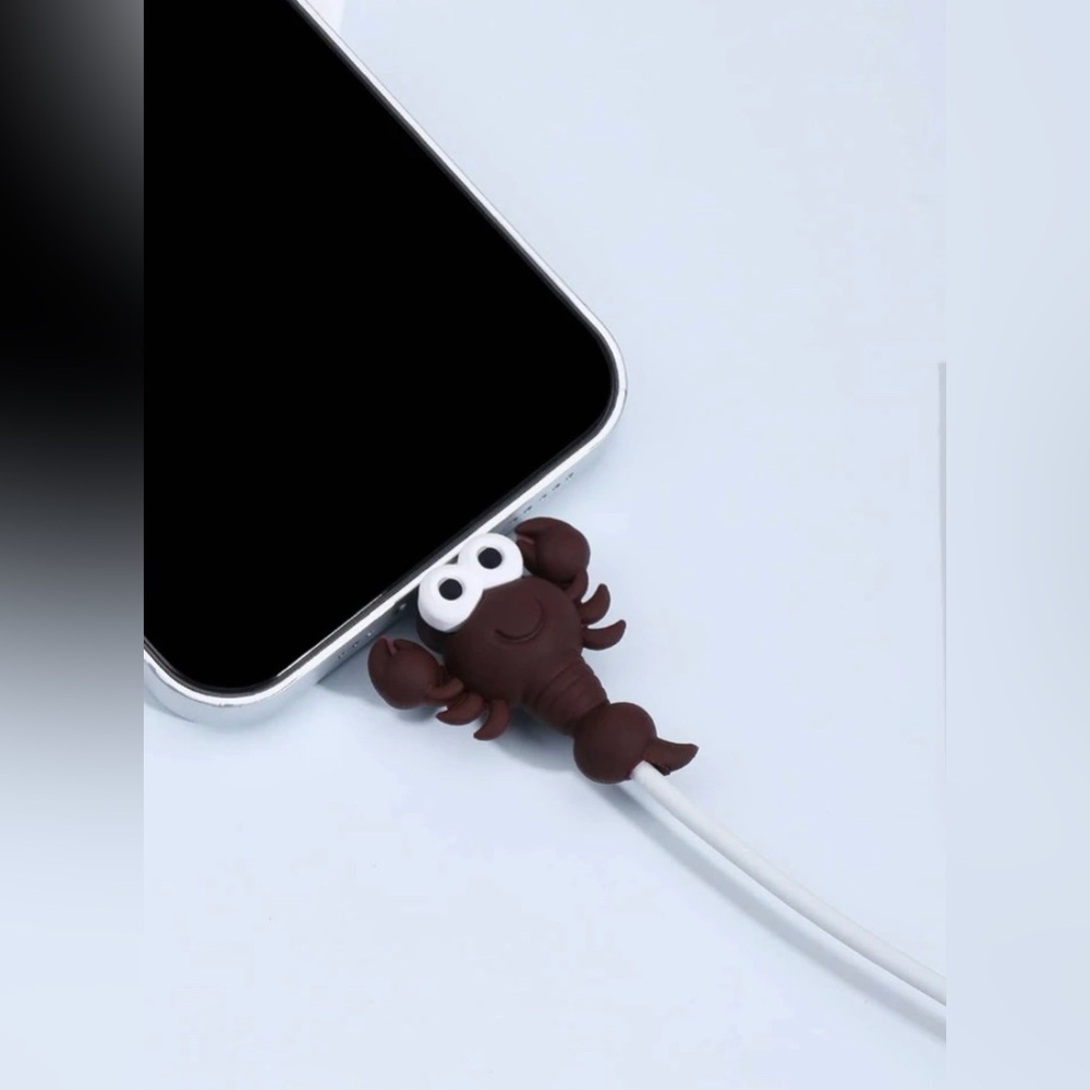 Lobster Design Cable Bite Protector